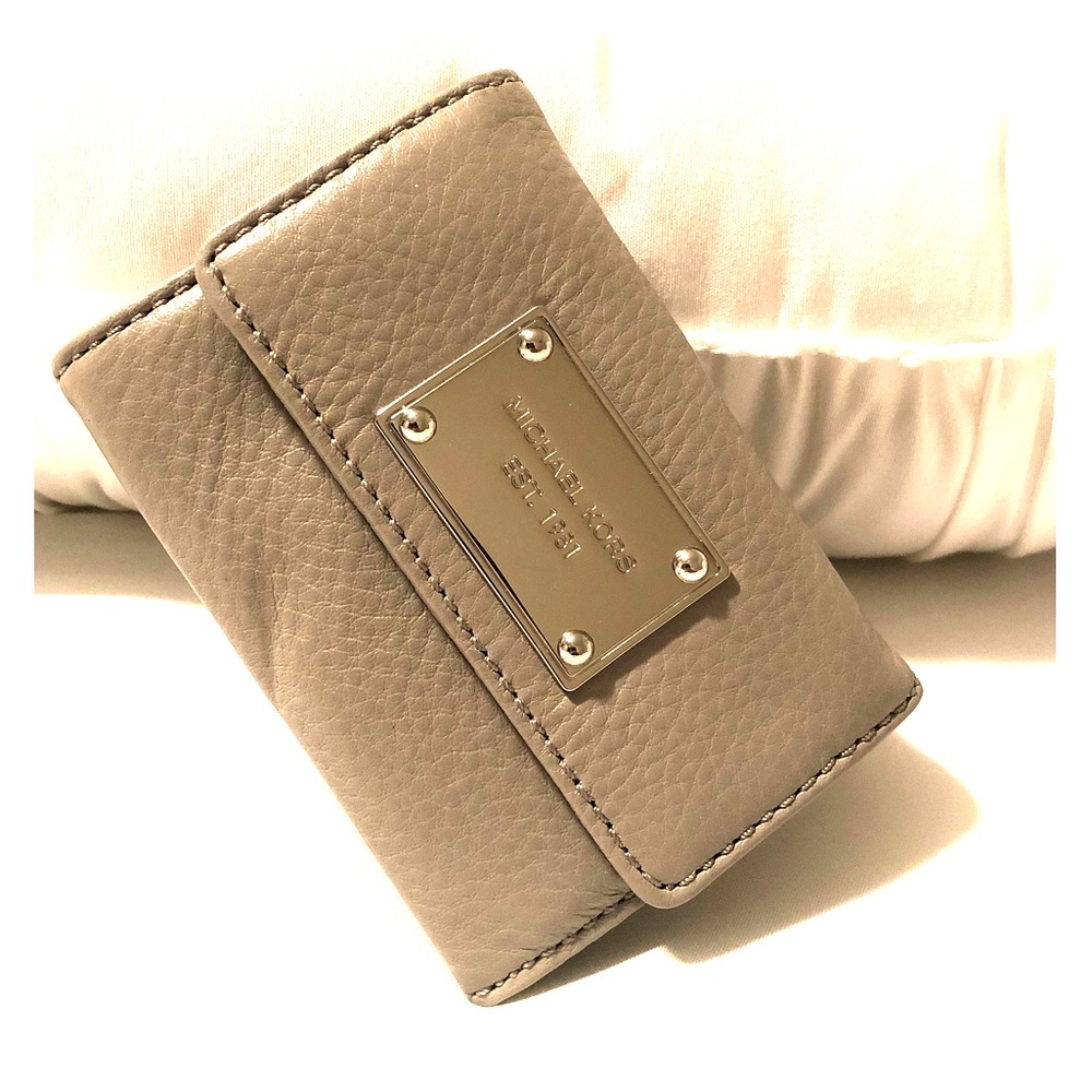 MK Coin-purse • Pearl Grey